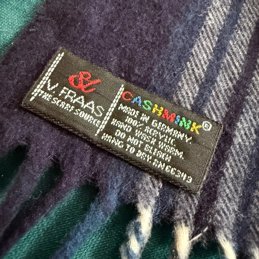 V. Fraas Cashmink Plaid Scarf Set of 2‎ Navy Red Made in Germany RN66349